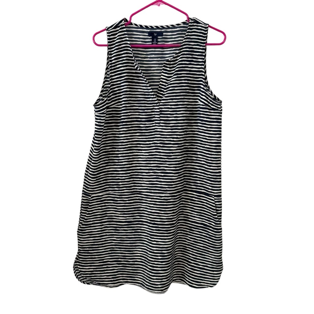 Gap Medium Navy Blue White Striped Sleeveless Shift Dress
